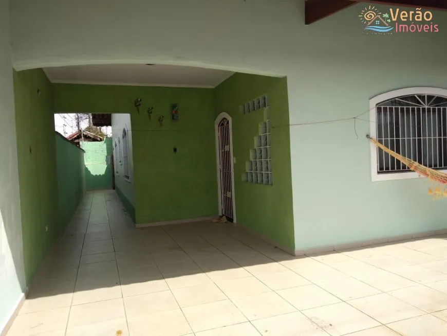 Foto 1 de Casa com 2 Quartos à venda, 90m² em Suarão, Itanhaém