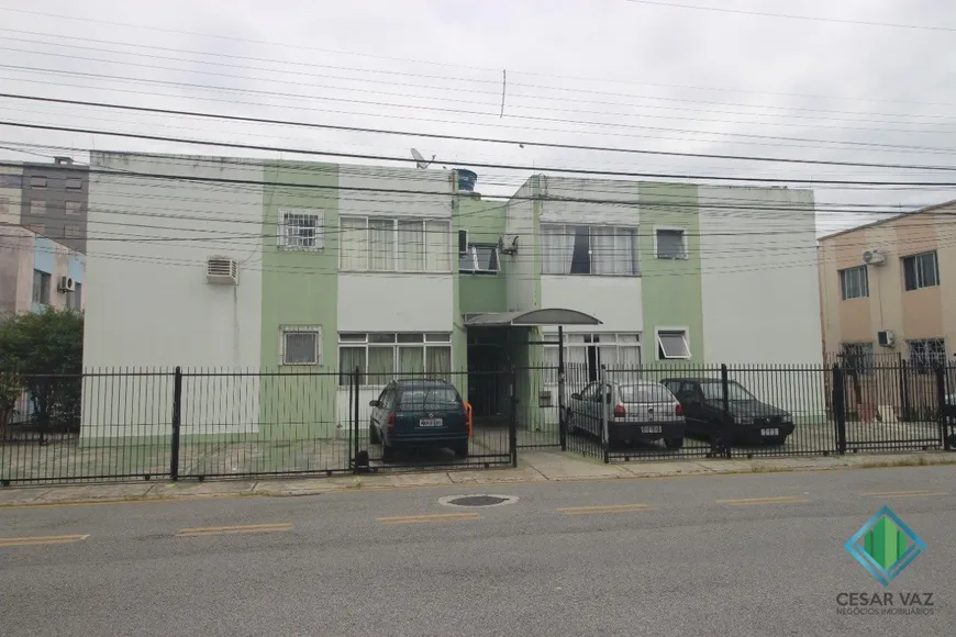 Foto 1 de Apartamento com 3 Quartos à venda, 58m² em Kobrasol, São José