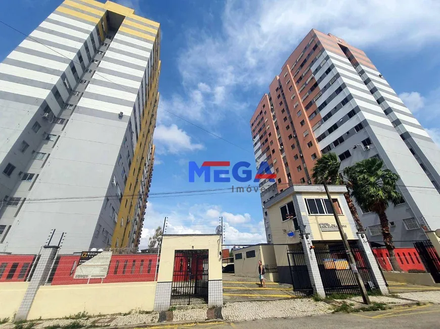 Foto 1 de Apartamento com 2 Quartos para alugar, 71m² em Jóquei Clube, Fortaleza