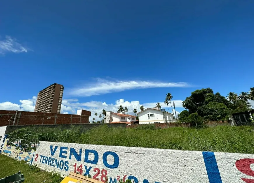 Foto 1 de Lote/Terreno à venda, 406m² em Maria Farinha, Paulista