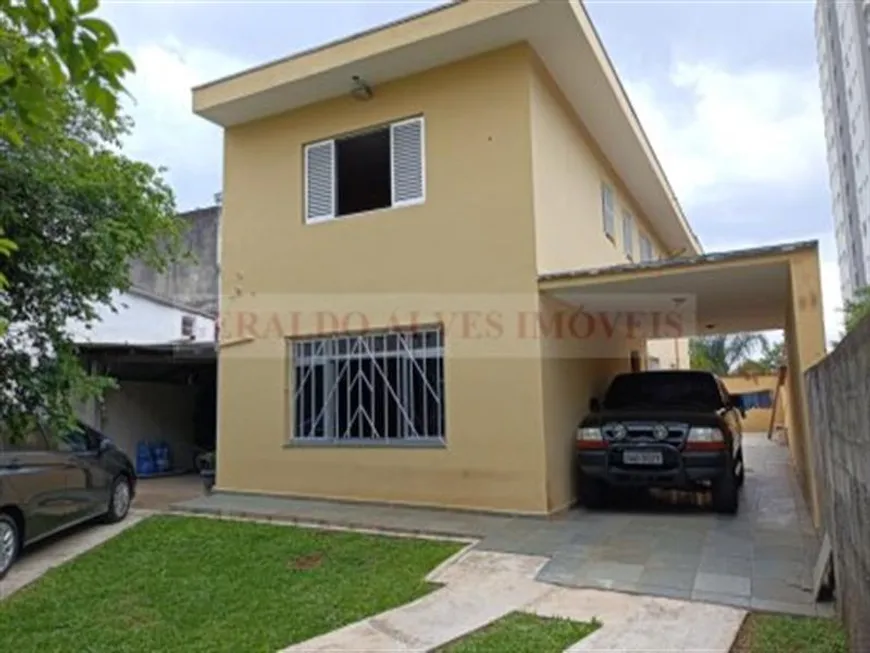 Foto 1 de Sobrado com 4 Quartos à venda, 230m² em Vila Santo Estéfano, São Paulo