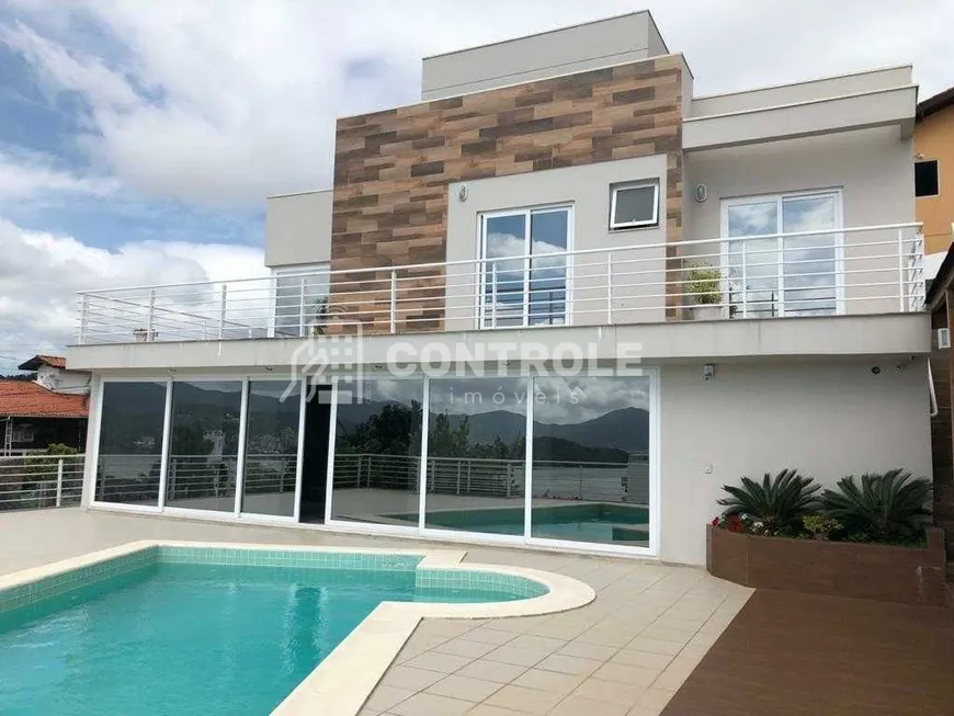 Foto 1 de Casa com 3 Quartos à venda, 345m² em Agronômica, Florianópolis