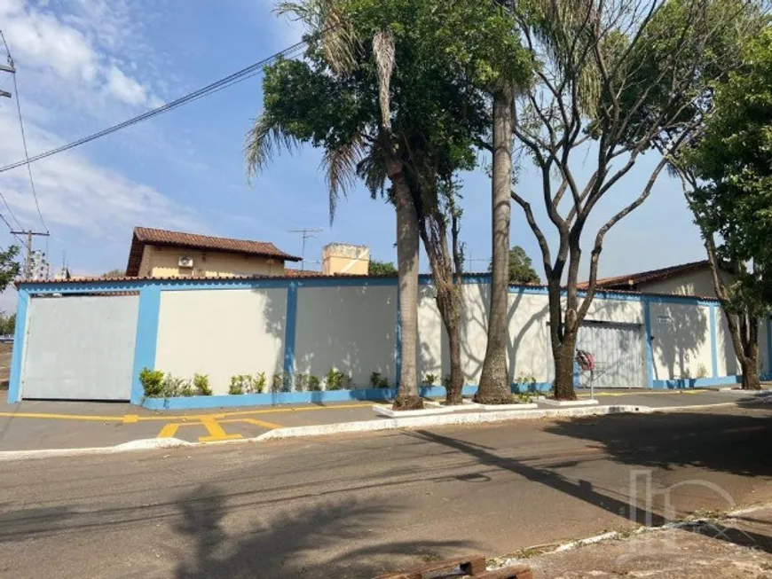 Foto 1 de Casa com 4 Quartos à venda, 300m² em Setor Morais, Goiânia