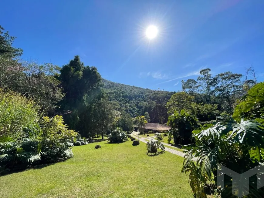 Foto 1 de Casa com 4 Quartos à venda, 13000m² em Cuiaba, Petrópolis