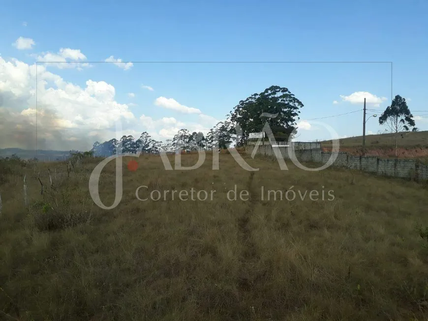 Foto 1 de Fazenda/Sítio à venda, 3000m² em Colonia Rodrigo Silva, Barbacena