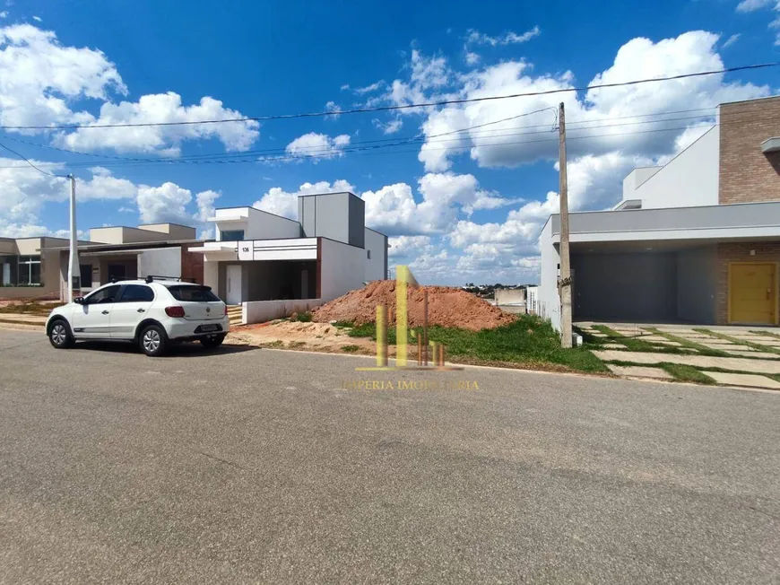 Foto 1 de Lote/Terreno à venda, 250m² em , Cabreúva