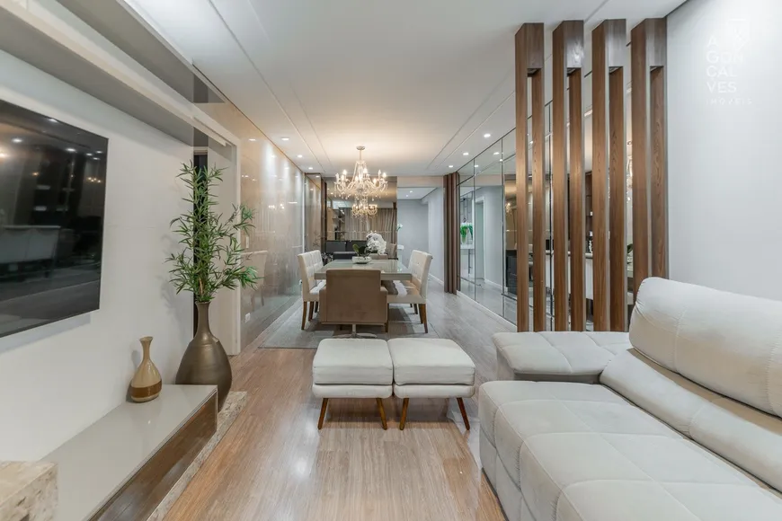 Foto 1 de Apartamento com 3 Quartos à venda, 123m² em Juvevê, Curitiba