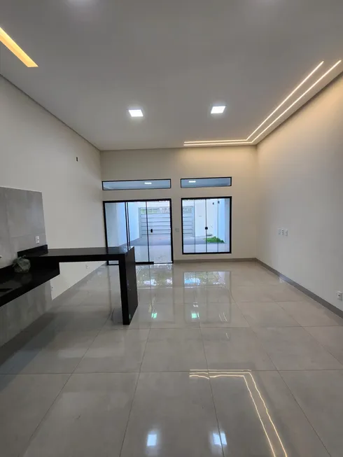 Foto 1 de Casa com 3 Quartos à venda, 134m² em Jardim Presidente, Goiânia