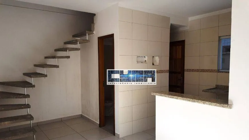 Foto 1 de Casa com 2 Quartos à venda, 54m² em Jardim Guassu, São Vicente