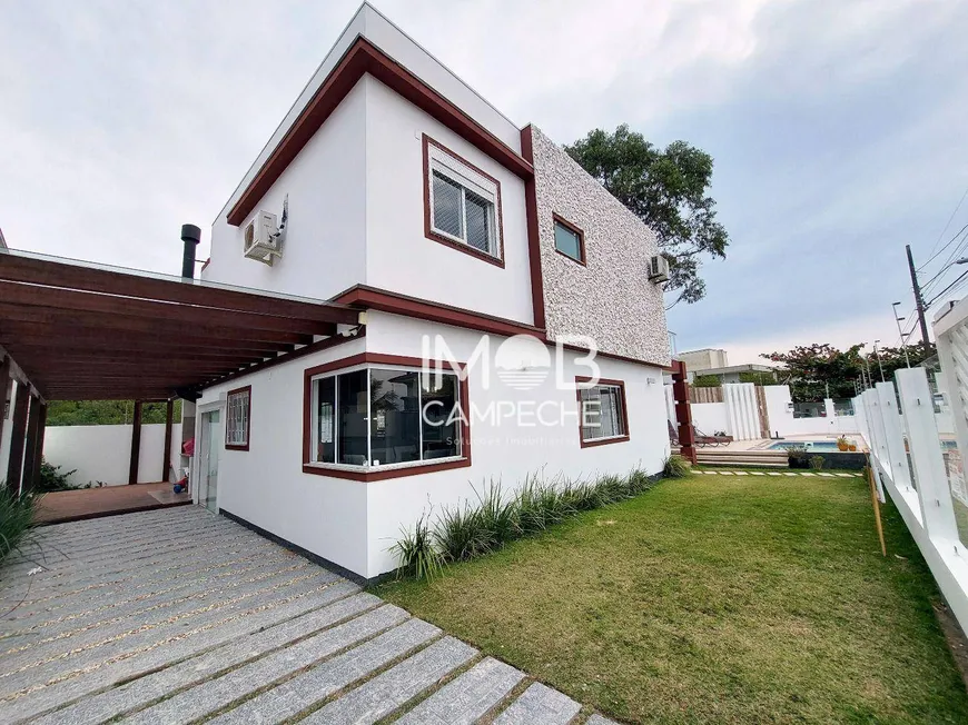 Foto 1 de Casa com 3 Quartos à venda, 136m² em Campeche, Florianópolis