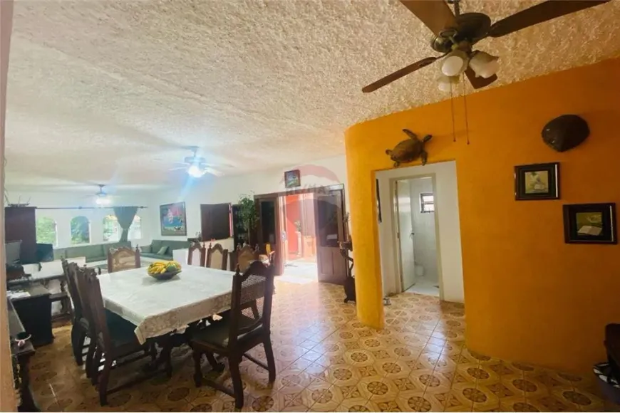 Foto 1 de Casa com 3 Quartos à venda, 186m² em Tombo, Guarujá