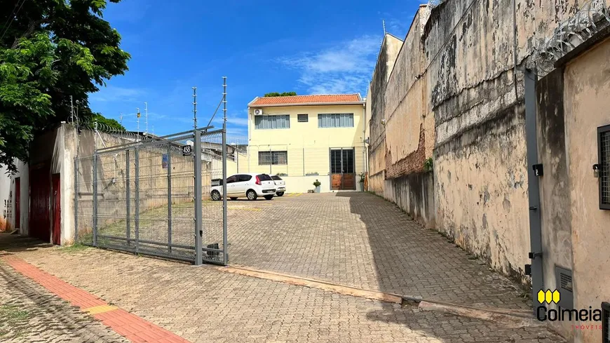 Foto 1 de Casa com 6 Quartos à venda, 200m² em Amambaí, Campo Grande