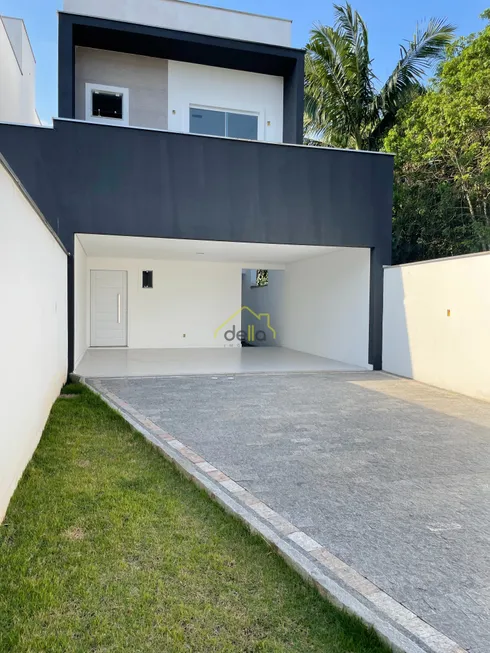 Foto 1 de Sobrado com 3 Quartos à venda, 145m² em Bom Retiro, Joinville