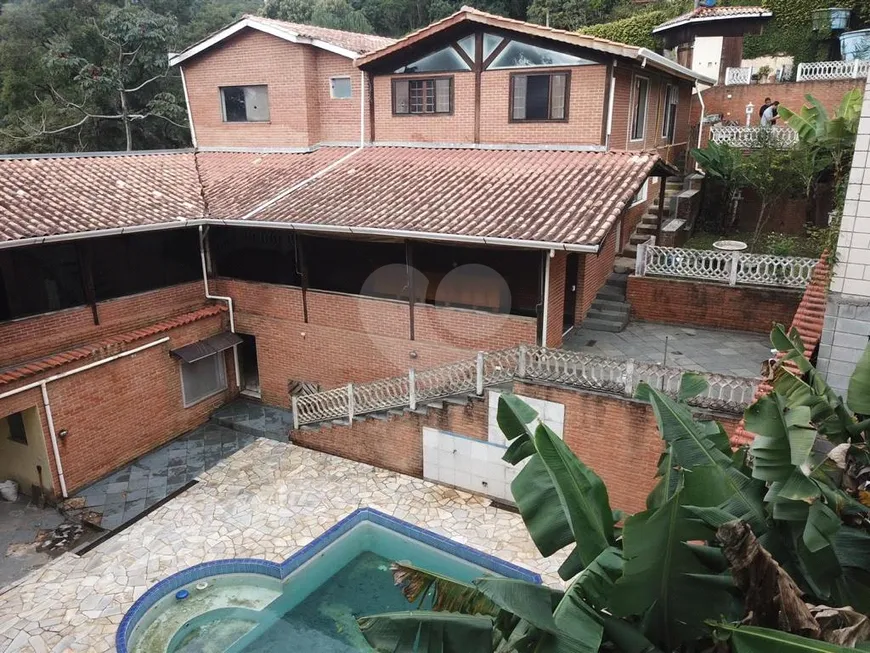 Foto 1 de Sobrado com 4 Quartos à venda, 450m² em Serra da Cantareira, Mairiporã