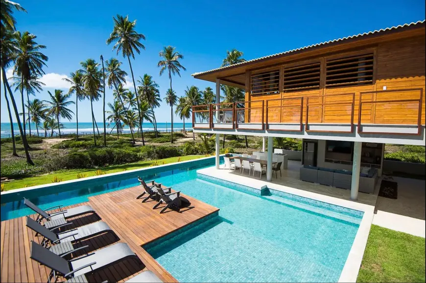 Foto 1 de Casa de Condomínio com 4 Quartos para alugar, 550m² em Praia do Forte, Mata de São João