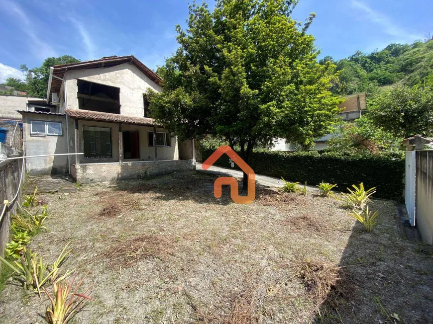 Foto 1 de Casa com 3 Quartos à venda, 200m² em Caramujo, Niterói