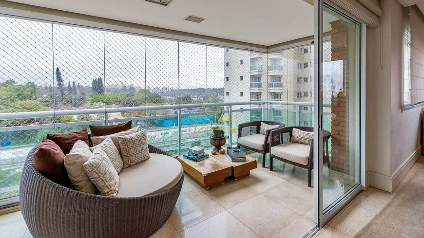 Foto 1 de Apartamento com 4 Quartos à venda, 240m² em Brooklin, São Paulo