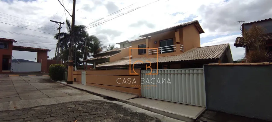 Foto 1 de Casa de Condomínio com 4 Quartos à venda, 250m² em Balneario São Pedro, São Pedro da Aldeia