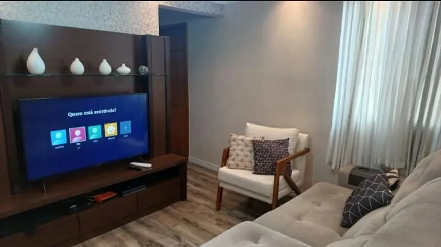 Foto 1 de Apartamento com 2 Quartos à venda, 60m² em Jardim Odete, Guarulhos