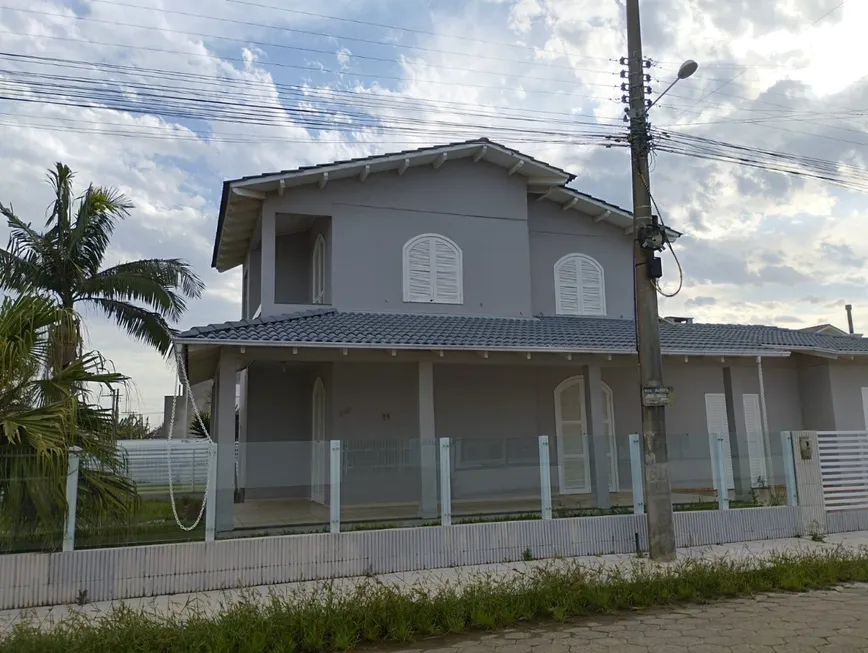 Foto 1 de Casa com 6 Quartos à venda, 968m² em Zona Sul, Balneário Rincão