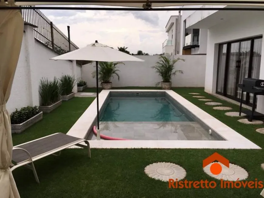 Foto 1 de Casa de Condomínio com 4 Quartos à venda, 400m² em Alphaville, Santana de Parnaíba