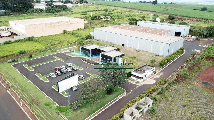 Foto 1 de Galpão/Depósito/Armazém à venda, 3530m² em Distrito Industrial, Cravinhos