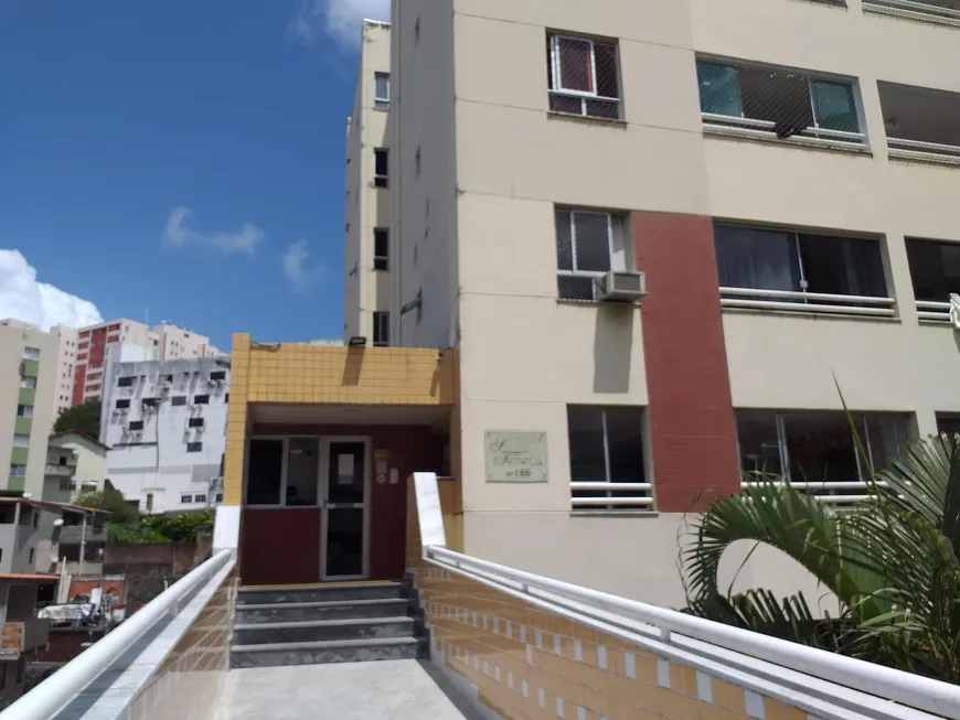 Foto 1 de Apartamento com 2 Quartos para alugar, 70m² em Daniel Lisboa, Salvador