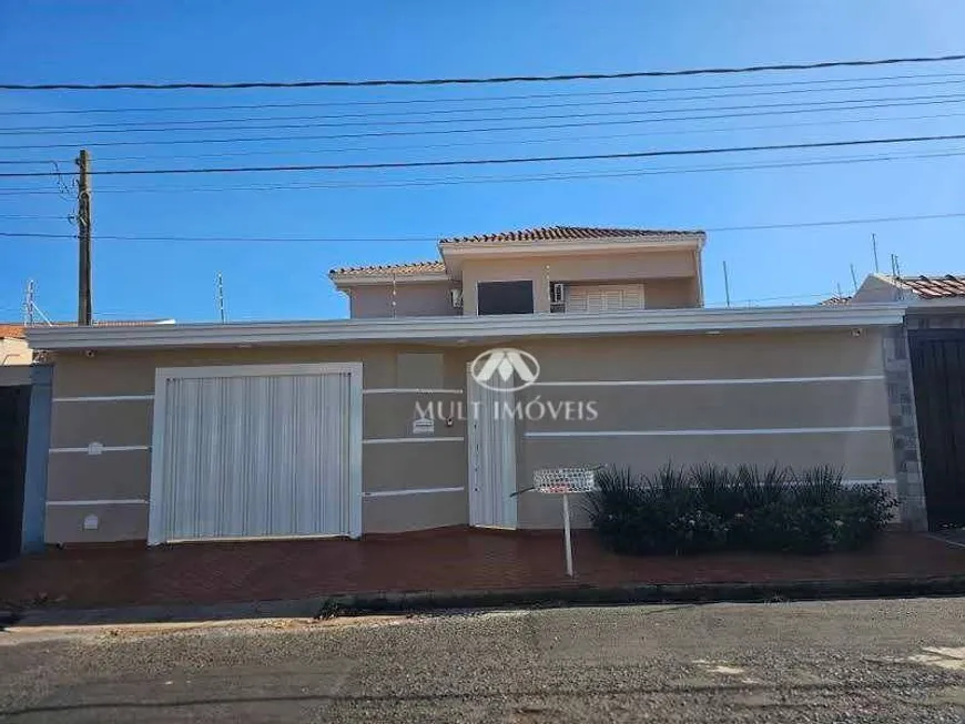 Foto 1 de Casa com 4 Quartos à venda, 207m² em Parque Residencial Cândido Portinari, Ribeirão Preto