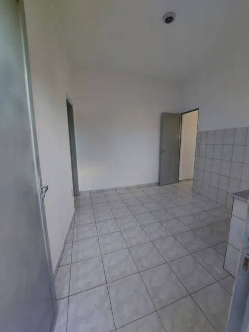 Foto 1 de Apartamento com 1 Quarto para alugar, 45m² em Jaragua, São Paulo