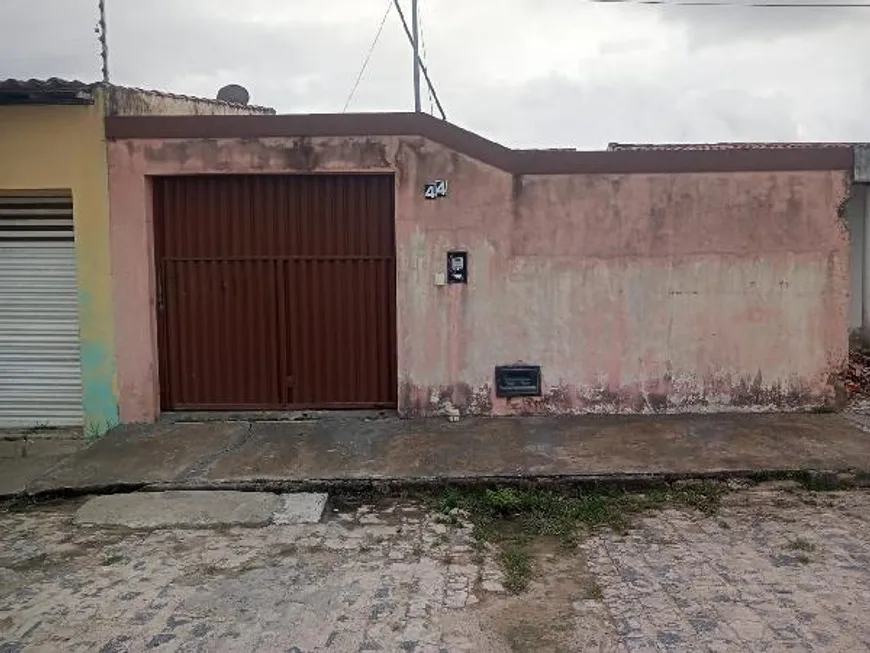 Foto 1 de Casa com 3 Quartos à venda, 67m² em Centro, Tobias Barreto