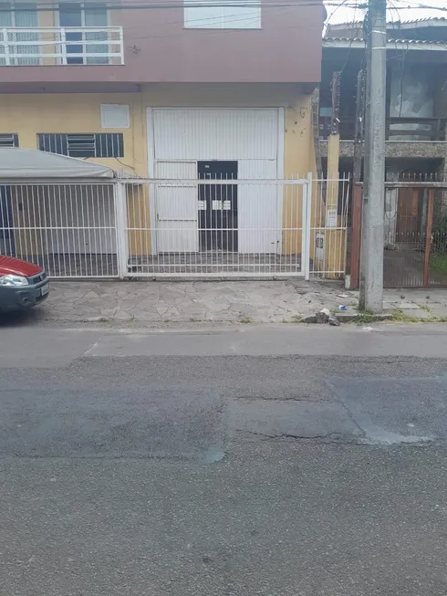Foto 1 de Galpão/Depósito/Armazém para alugar, 250m² em Sarandi, Porto Alegre