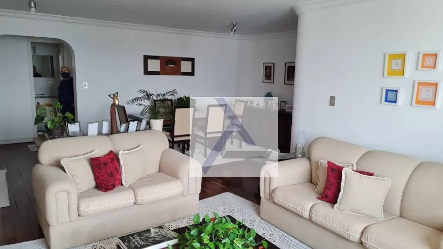 Foto 1 de Apartamento com 4 Quartos à venda, 176m² em Alto Da Boa Vista, São Paulo
