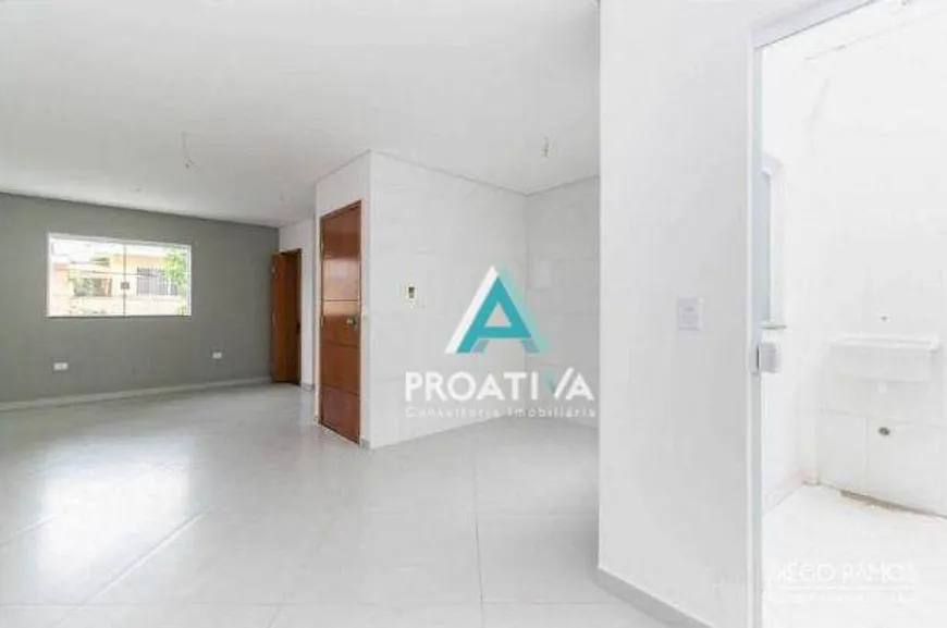 Foto 1 de Sobrado com 2 Quartos à venda, 110m² em Vila Vitoria, Santo André