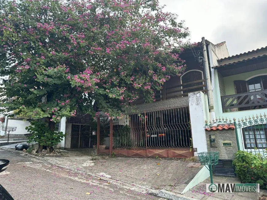 Foto 1 de Casa de Condomínio com 4 Quartos à venda, 280m² em  Vila Valqueire, Rio de Janeiro