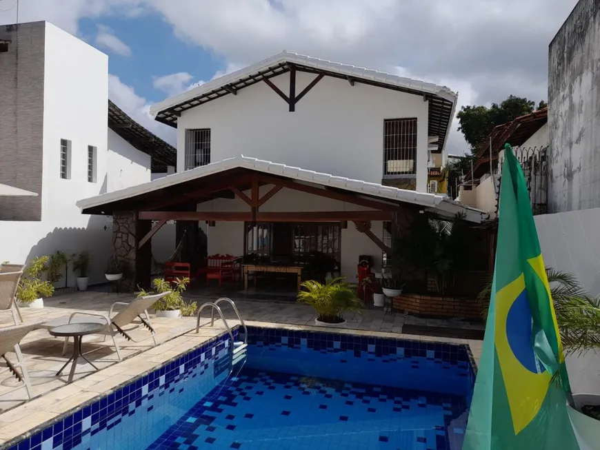 Foto 1 de Casa com 3 Quartos à venda, 268m² em Itaigara, Salvador