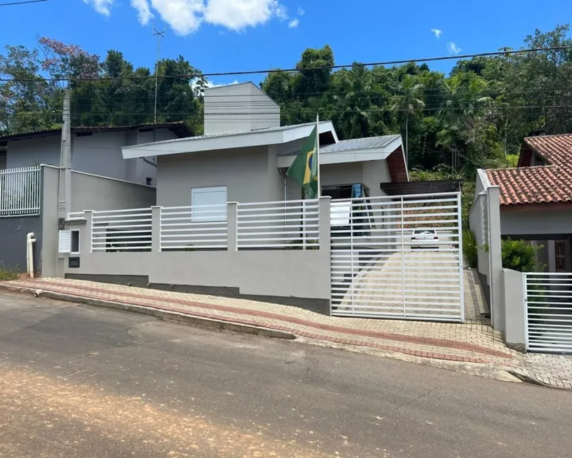 Foto 1 de Casa com 3 Quartos à venda, 124m² em Rio Branco, Brusque