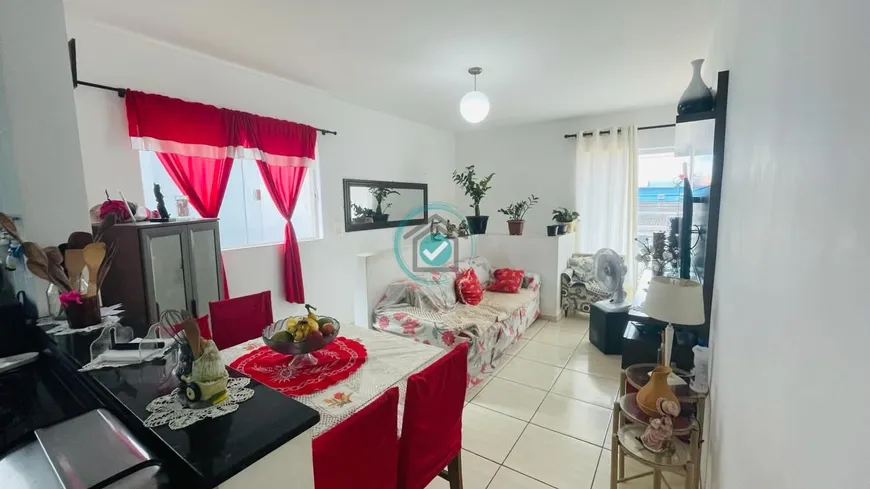 Foto 1 de Casa com 2 Quartos à venda, 70m² em Vila Santa Rosa, Guarujá