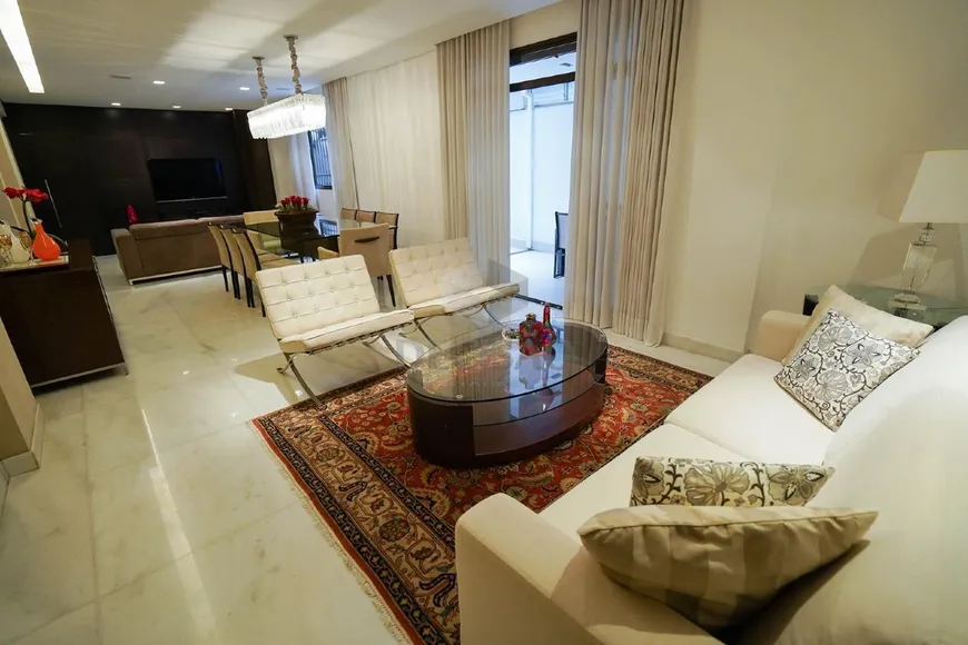 Foto 1 de Apartamento com 4 Quartos à venda, 163m² em Lourdes, Belo Horizonte