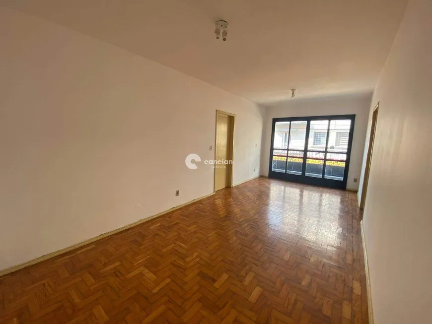 Foto 1 de Apartamento com 3 Quartos para alugar, 105m² em Bonfim, Santa Maria