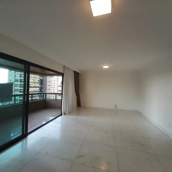 Foto 1 de Cobertura com 4 Quartos para alugar, 440m² em Serra, Belo Horizonte