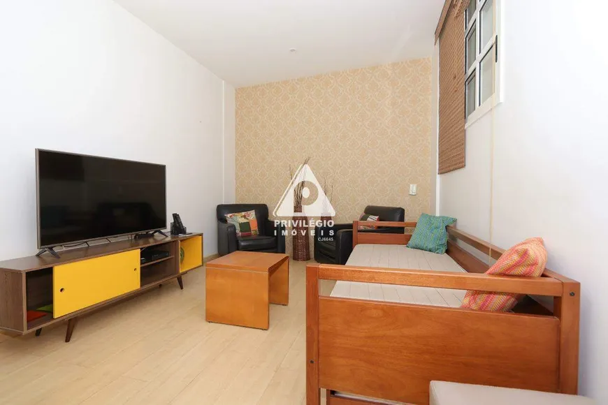 Foto 1 de Flat com 1 Quarto à venda, 50m² em Copacabana, Rio de Janeiro