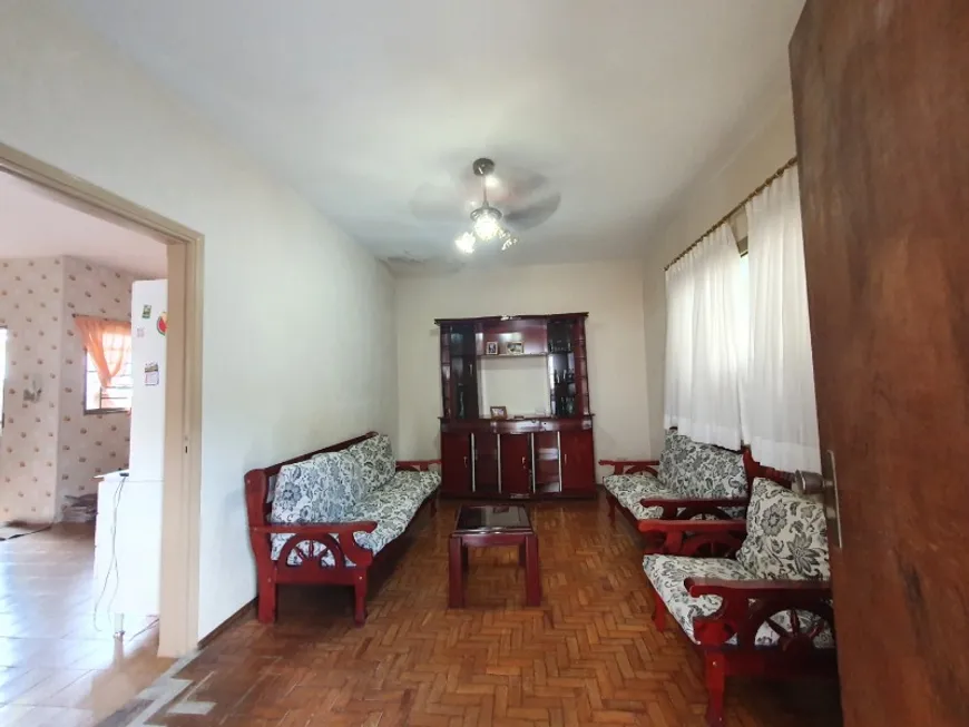 Foto 1 de Casa com 3 Quartos à venda, 160m² em Roseiral, São José do Rio Preto
