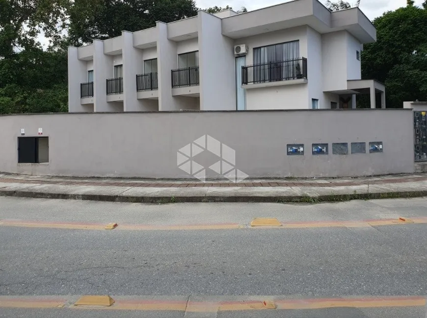 Foto 1 de Casa com 2 Quartos à venda, 90m² em Vila Nova, Joinville