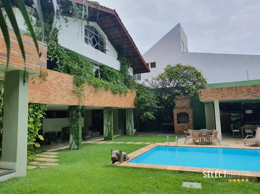 Foto 1 de Casa com 6 Quartos à venda, 600m² em Manoel Dias Branco, Fortaleza