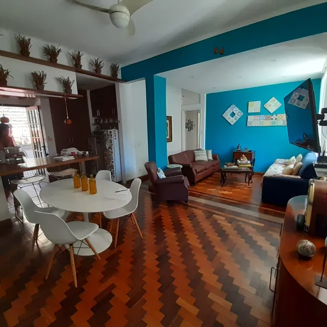 Foto 1 de Apartamento com 2 Quartos à venda, 90m² em Cosme Velho, Rio de Janeiro