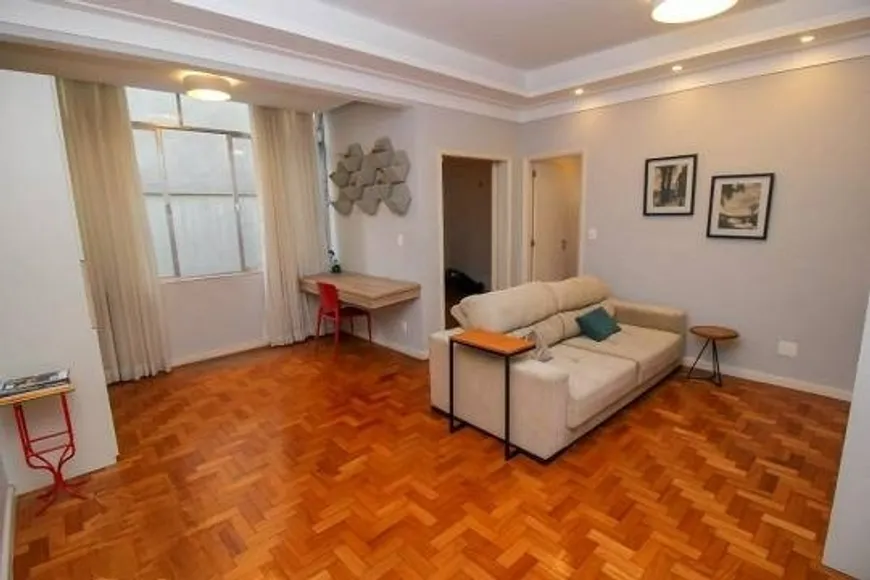 Foto 1 de Apartamento com 3 Quartos à venda, 112m² em Laranjeiras, Rio de Janeiro