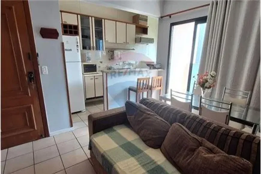 Foto 1 de Flat com 2 Quartos à venda, 65m² em Centro, Guarujá