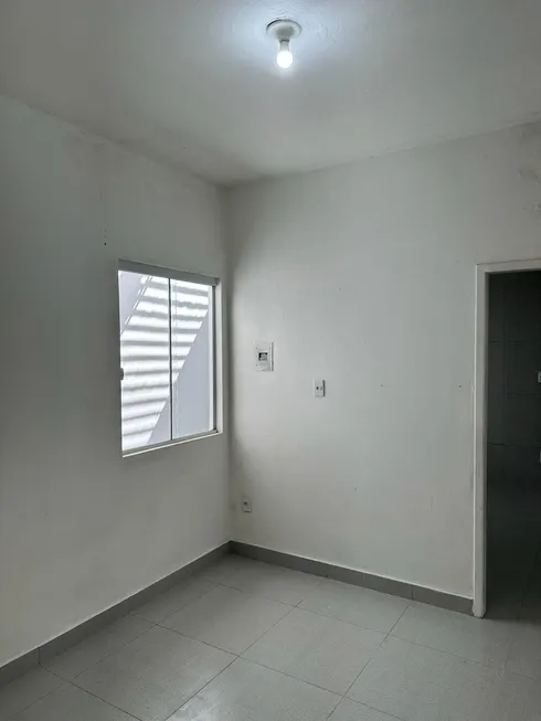 Foto 1 de Casa com 1 Quarto para alugar, 40m² em Capoeiras, Florianópolis
