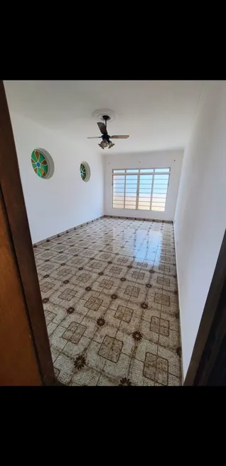 Foto 1 de Casa com 4 Quartos à venda, 170m² em Sumarezinho, Ribeirão Preto