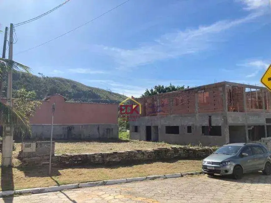 Foto 1 de Lote/Terreno à venda, 320m² em Cigarras, São Sebastião